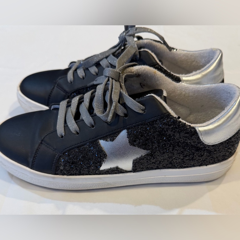 Steve Madden Starling Sneakers